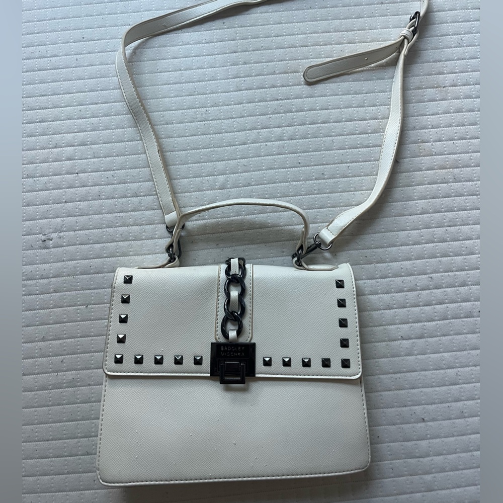 Badgley Mischka shoulder bag